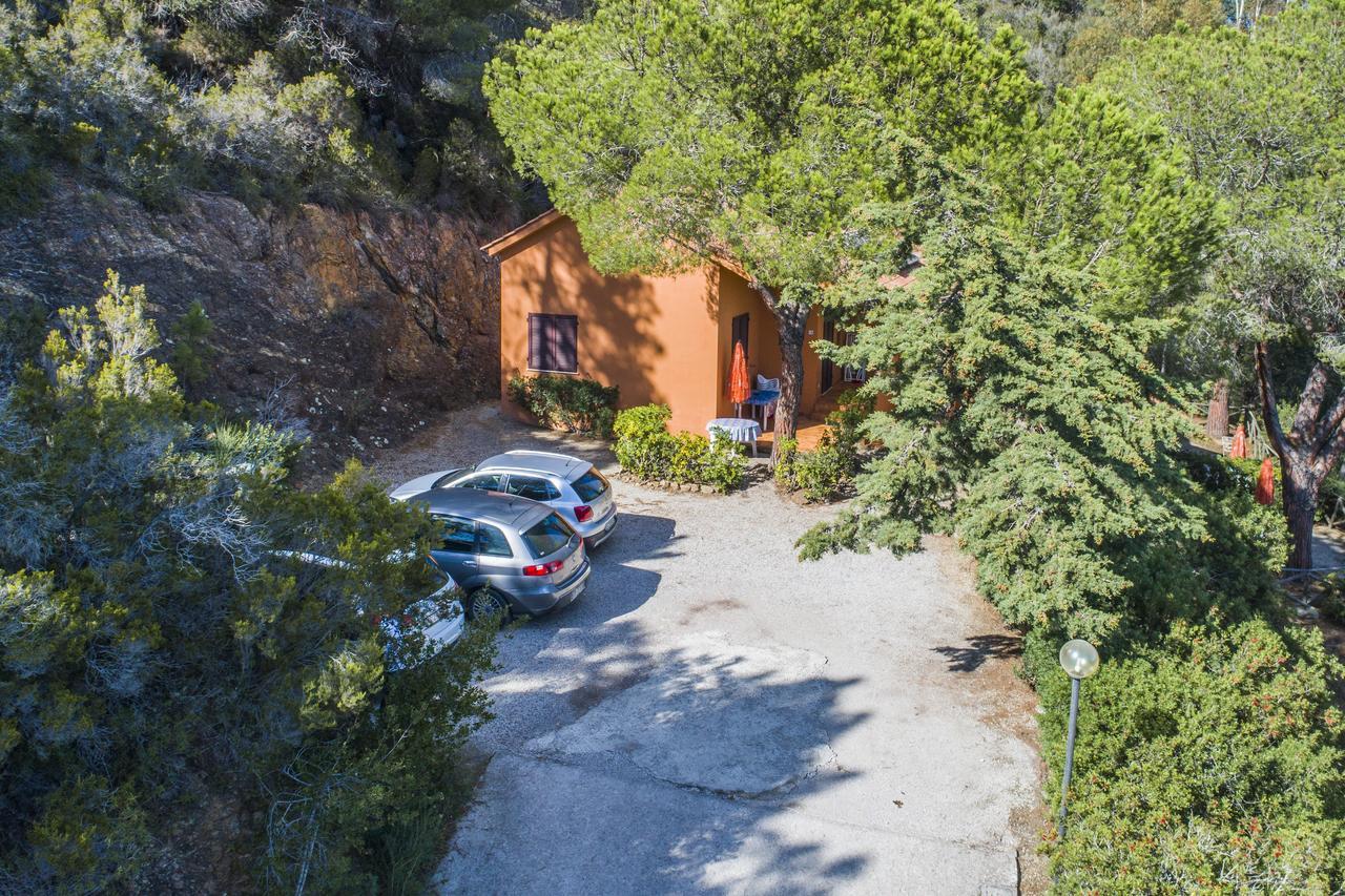 Residence Sud Est Порт-Аццурро Экстерьер фото