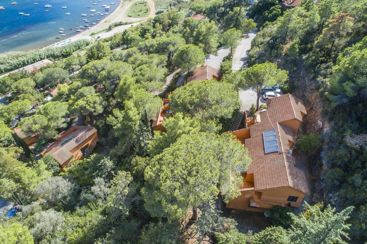 Residence Sud Est Порт-Аццурро Экстерьер фото