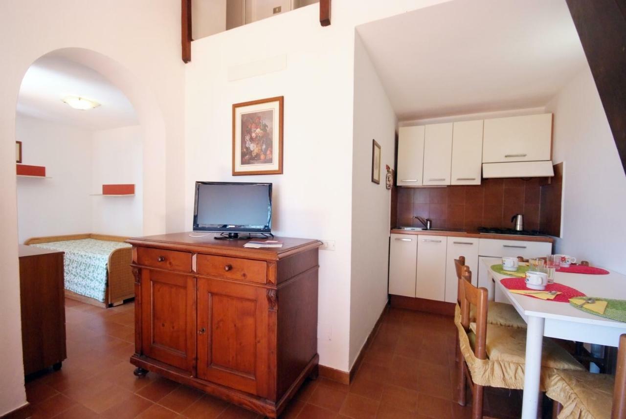 Residence Sud Est Порт-Аццурро Экстерьер фото